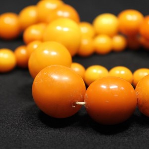 Antique natural baltic amber necklace